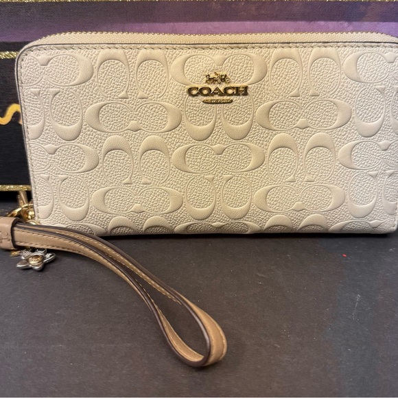 Coach Ivory Embossed Wallet - Picture 2 of 8